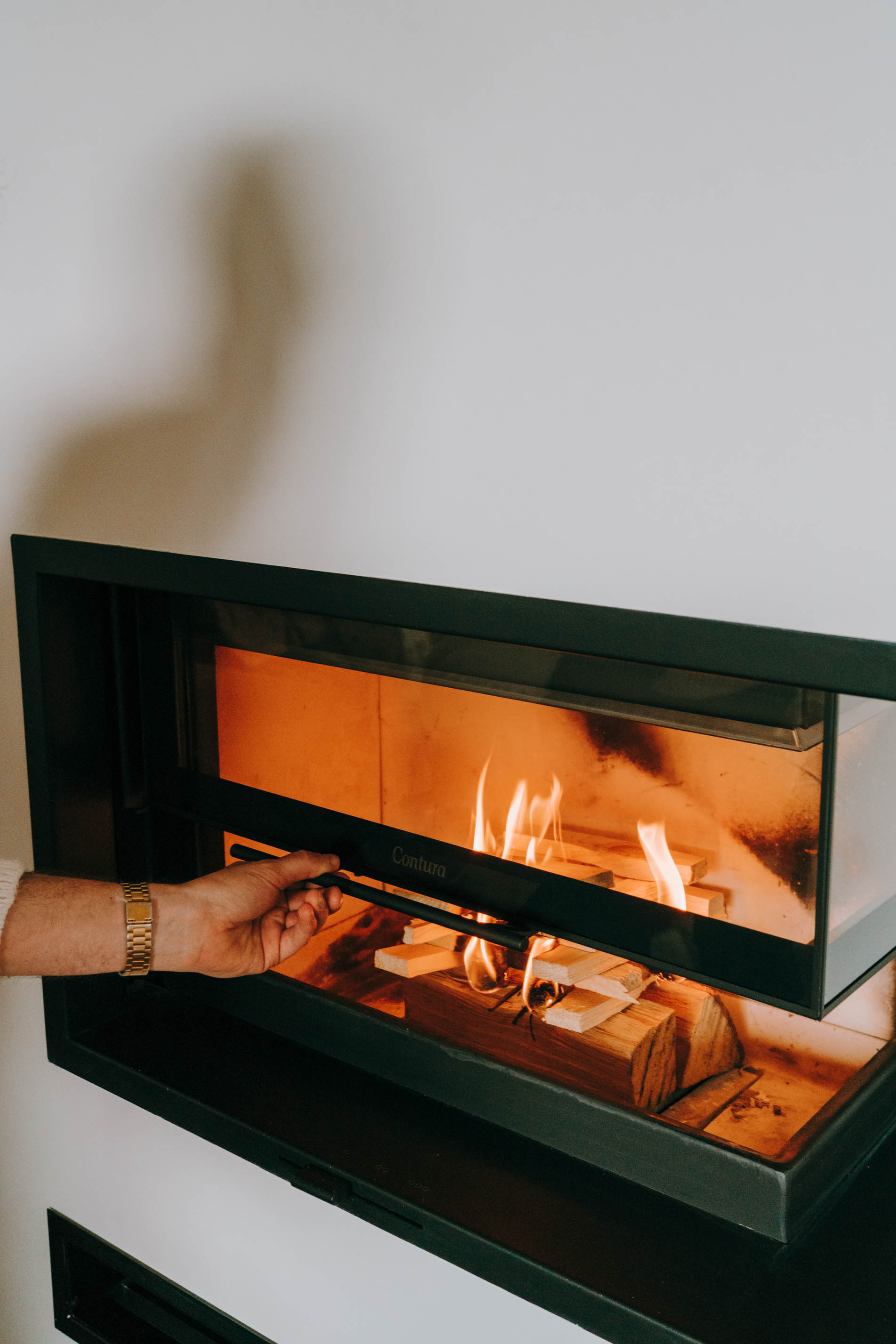 Comment nettoyer la vitre d'un poêle à bois ou d'une cheminée de